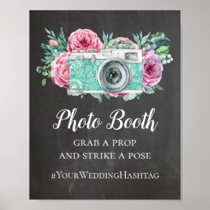 Affiche Photo booth chalkboard wedding sign. Gray hashtag