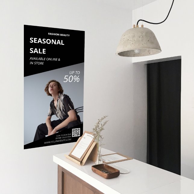 Affiche Photo Produit Moderne En Boutique Marketing Profes (Modern Product Photo In Store Business Marketing Poster)