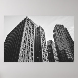 AFFICHE PHOTOGRAPHIE GRAYSCALE À FAIBLE ANGLE DE LA BÂTIME