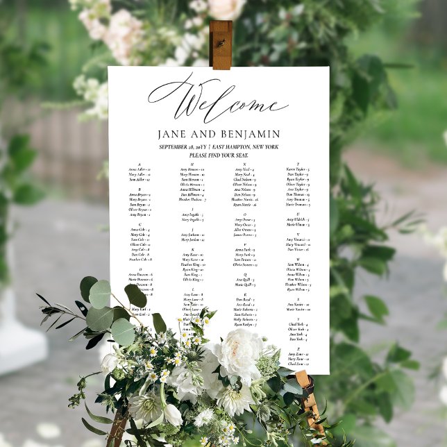 Affiche Plan de table de mariage élégant à l'écriture noir (This simple, minimalist seating chart features a handwritten calligraphy script.)