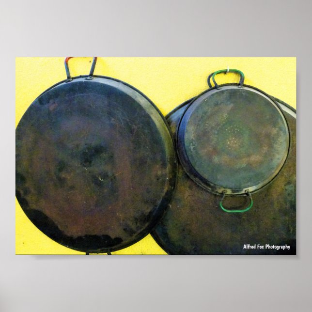 Affiche Plats de paella suspendus (Devant)