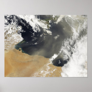 Affiche Plumes de la poussière enlevant à l'air comprimé