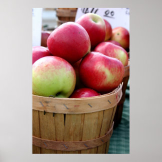 Affiche Pommes fraîches en panier au marché des agriculteu