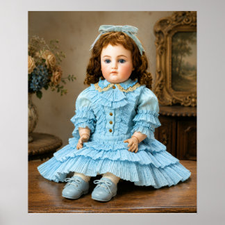 Affiche Poupée en porcelaine vintage en tenue bleue