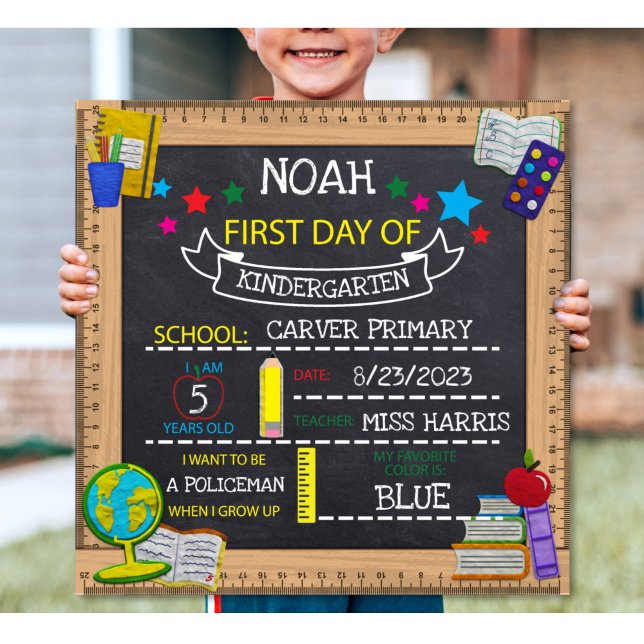 Affiche Premier jour de l'école Remplir dans les blancs ta (First Day of School Fill In Blanks Chalkboard Poster
)