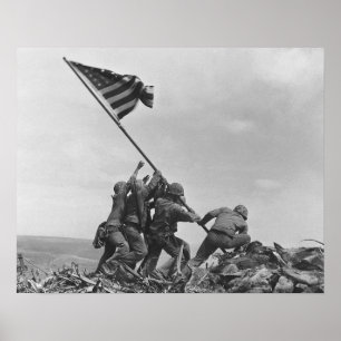 Affiche Raising the Flag on Iwo Jima By Joe Rosenthal