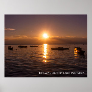 Affiche Rayons de soleil couchant bateaux flottants mer cr