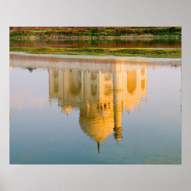 Affiche Reflet du temple mondialement célèbre Taj Mahal à (Devant)