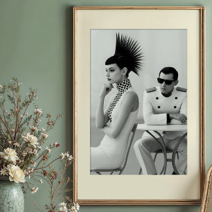 Affiche Rencontre chic : Mode avant-gardiste monochrome