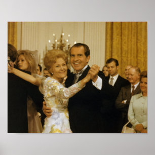 Affiche Richard et Pat Nixon dansent à la Maison Blanche