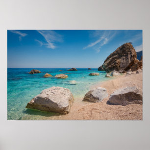 Affiche Rochers sur la plage de Cala Mariolu en Sardaigne,