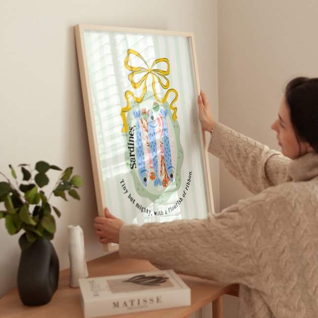 Affiche Sardines dans une assiette avec un nœud jaune Affi (Créateur téléchargé)