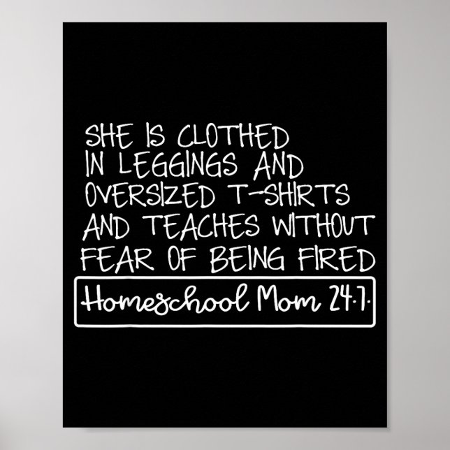 Affiche She Is Clothed In Leggings And Oversized Homeschoo (Devant)
