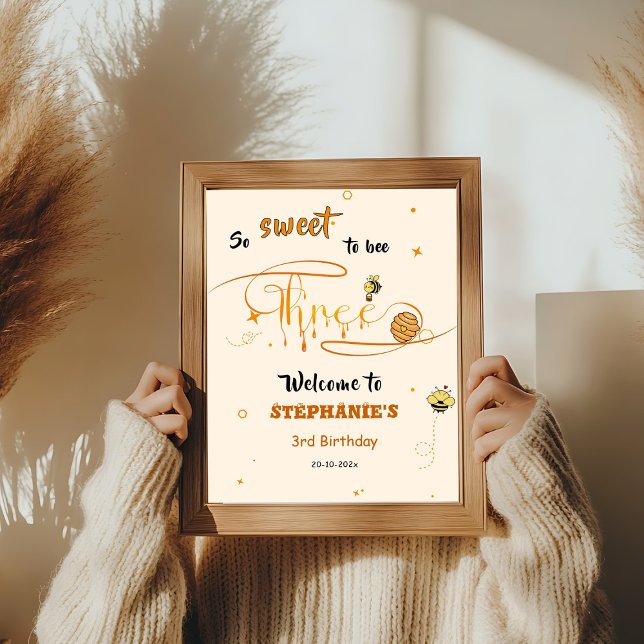 Affiche Si doux d'être trois Joyeux anniversaire abeille m (Créateur téléchargé)