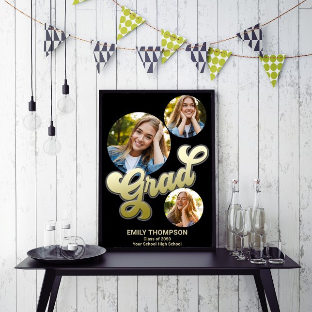 Affiche Signe Gold Graduation Party Photo personnalisée (Graduation party photo poster with gold retro style calligraphy)