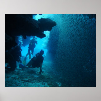 Affiche Société à trois