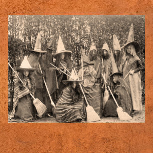 Affiche sorcières vintages photo femmes en costume