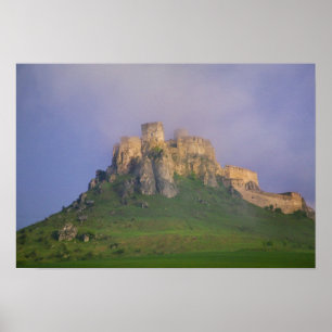 Affiche Spissky hrad in mist, Slovakia