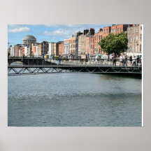 St Andrew's River Liffey Dublin Irlande Europe