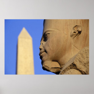 Affiche Statue d'Amun-Re avec l'obélisque, Karnak (Egypte)