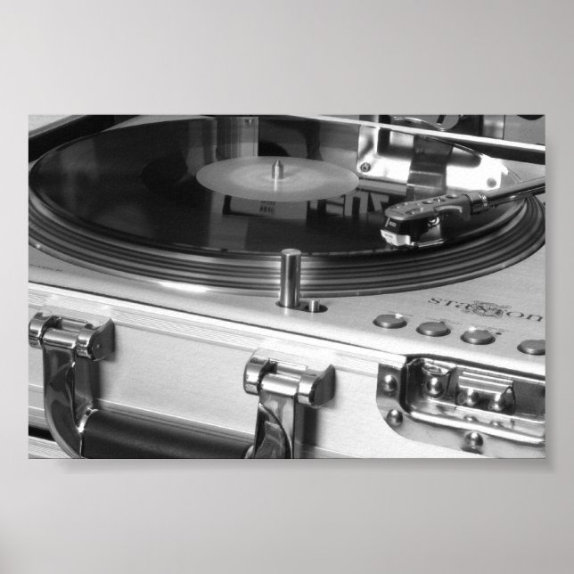 AFFICHE STR8-100 (Devant)