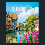 Affiche Strasbourg Photo Vintage<br><div class="desc">Idée cadeau pour tous les amoureux de Strasbourg idéal à mettre sur vos bagages/ sac à dos /valises /voiture /caravane /camping-car /ou n'importe où ailleurs,  badge rétro avec vue sur la ville de Strasbourg</div>