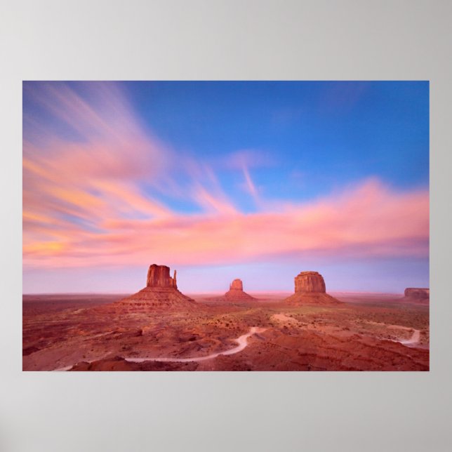 Affiche Strong Winds over Desert Valley (Devant)