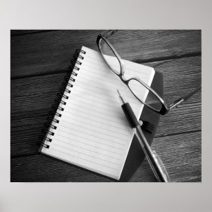 Affiche Stylo et lunettes Noir & Blanc Notepad 16x20