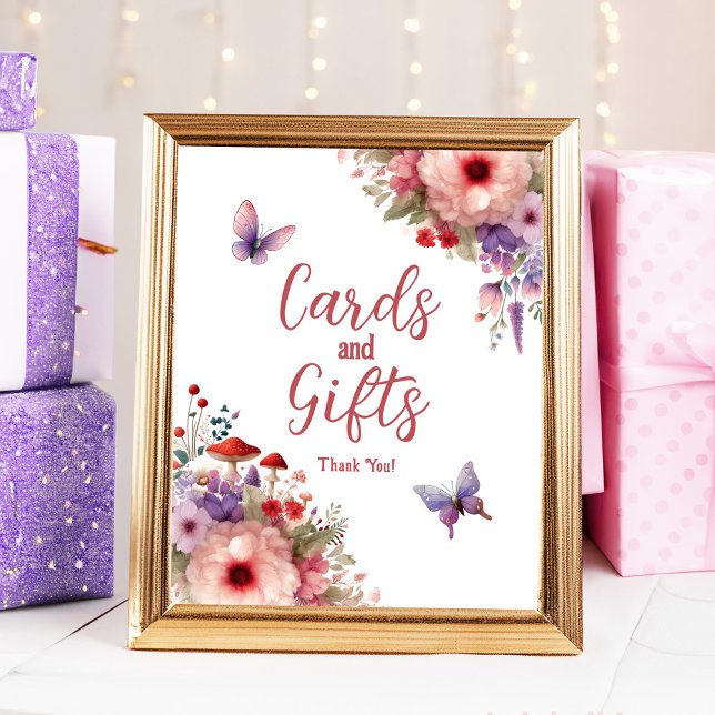 Affiche Symbole Fairycore des cartes et cadeaux d'annivers (Fairy First Birthday Cards and Gifts Sign with Toadstools and Butterflies.)