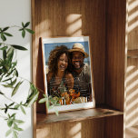Affiche Toi et moi | Photo personnalisée des couples<br><div class="desc">Cette affiche de statistiques mariages est stylisée pour ressembler à une couverture de magazine design. Avec un revêtement de typographie moderne et tendance et votre photo préférée. Un souvenir parfait pour une journée très spéciale. Utilisez les outils de conception pour choisir une couleur arrière - plan, ajouter des photos, modifier...</div>