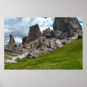 Affiche Tours de roche et prairies alpines Photo de mont