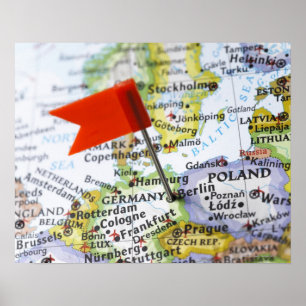 Affiche Tracez la goupille placée à Berlin, Allemagne sur