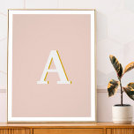 Affiche Typographie Vintage du Monogramme initial<br><div class="desc">Un design initial minimaliste simple utilisant une typographie rétro vintage en blanc avec une ombre dorée sur un arrière - plan rose vif. La lettre peut facilement être customisée pour créer votre propre design monogramme!</div>