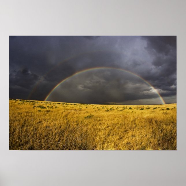 Affiche Un arc-en-ciel apparaissant à travers un après-mid (Devant)