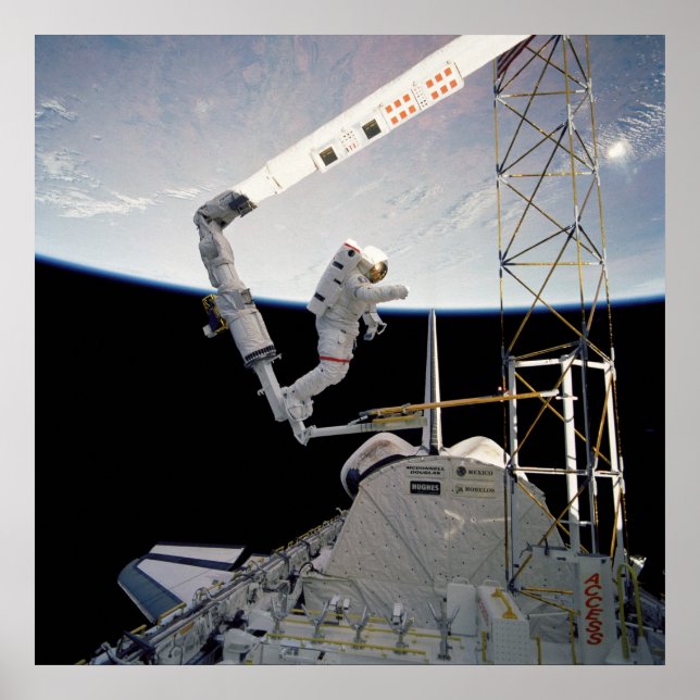 Affiche Un astronaute à bord de la navette spatiale Atlant (Devant)