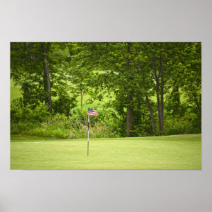 Affiche Un drapeau américain sur un green de golf