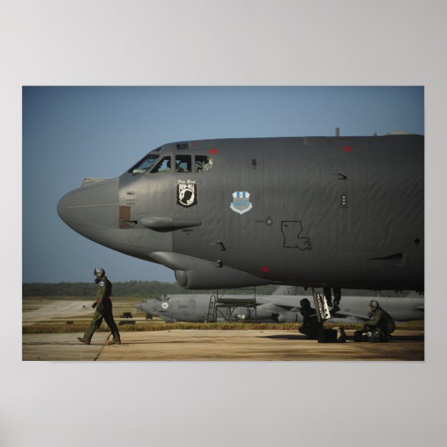 Affiche Un équipage de l'US Air Force prépare un B-52 (Devant)
