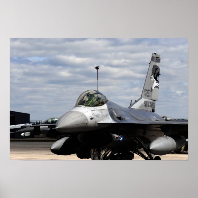 Affiche Un Faucon de combat F-16 (Devant)