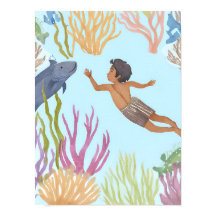 Un jeune garçon en apnée dans les Caraïbes