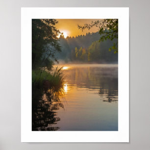 Affiche Un matin brumeux sur un lac tranquille