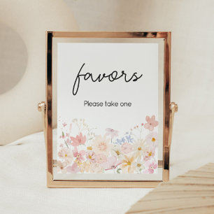 Affiche Un Peu De Fleur sauvage Est En Voie Pour Les