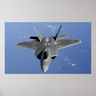Affiche Un Raptor F-22 se met en position pour recevoir f