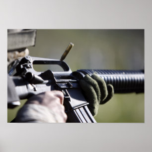 Affiche Un rond vole de la chambre d'un M-16A2