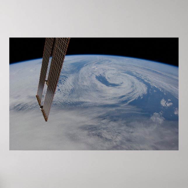 Affiche Un Système De Faible Pression Mi-Atlantique. (Devant)