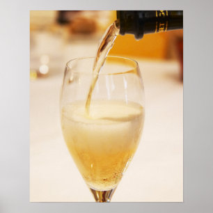 Affiche Une flûte à champagne remplie de Gosset