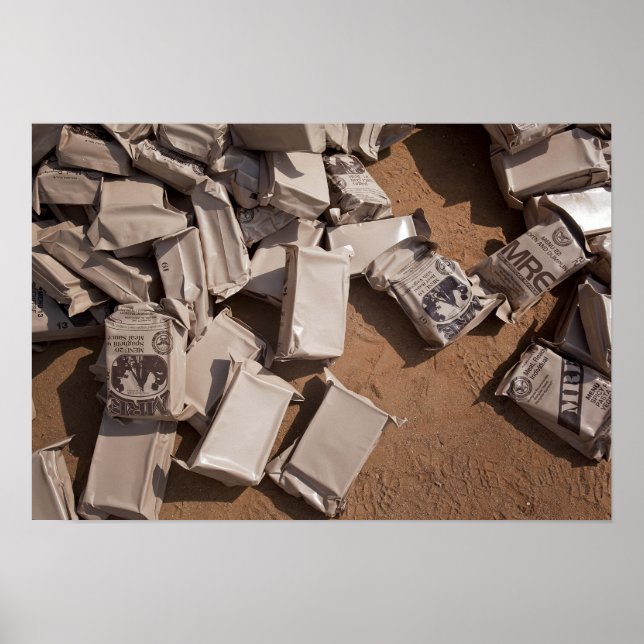 Affiche Une pile de repas prêts à manger (Devant)