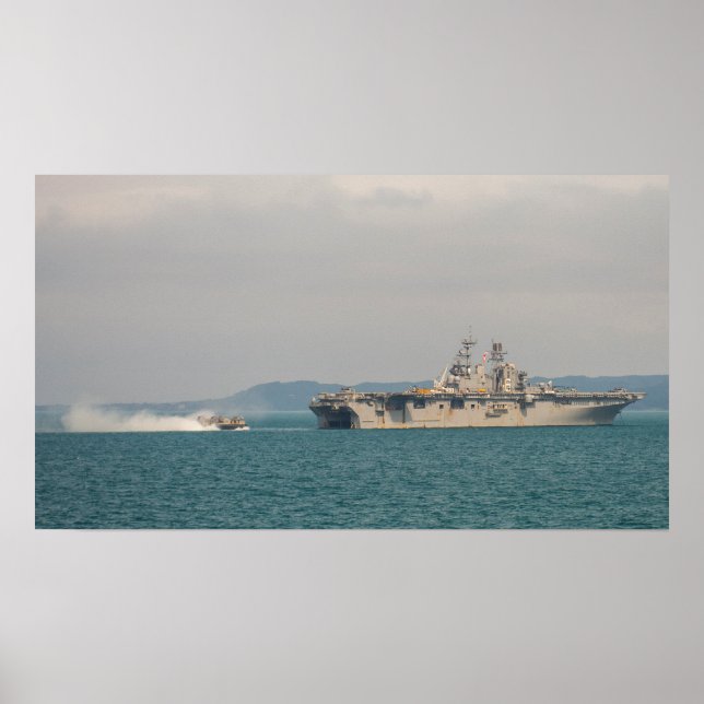 Affiche USS Bonhomme Richard (LHD 6) (Devant)
