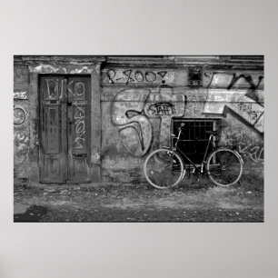Affiche - Vélo appuyé contre un mur