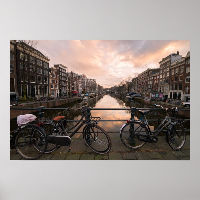 Affiche Vélos au coucher du soleil à Amsterdam (Devant)