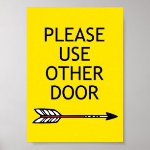Affiche "Veuillez utiliser une autre porte"